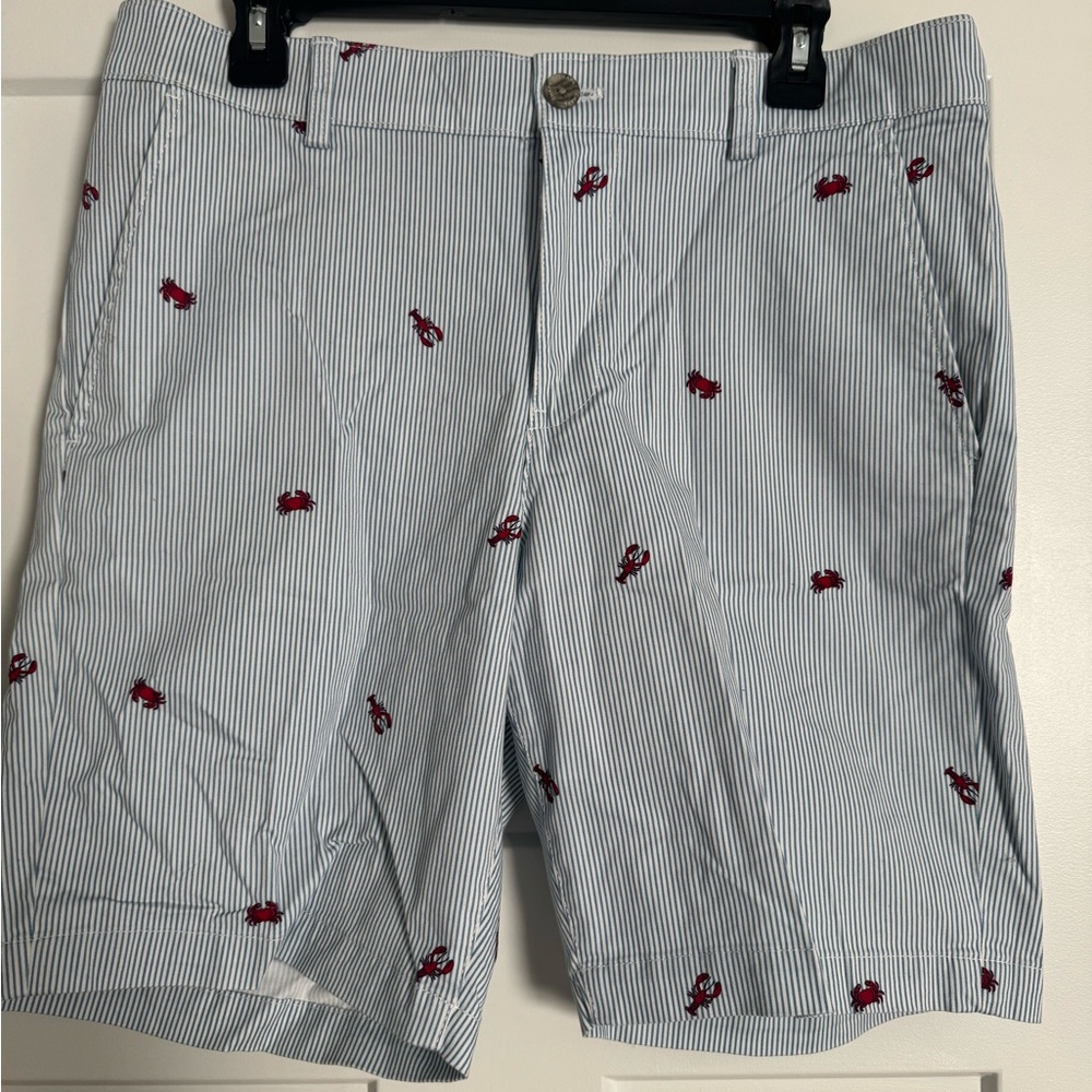Men’s Chaps Light Blue Striped Shorts with Lobster Crab - Size 32
